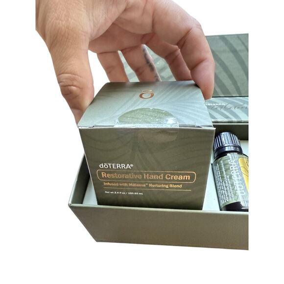 NEW Doterra Malama Collection: Essential Oil Bath Bar Hand Cream Box Set - Picture 6 of 6